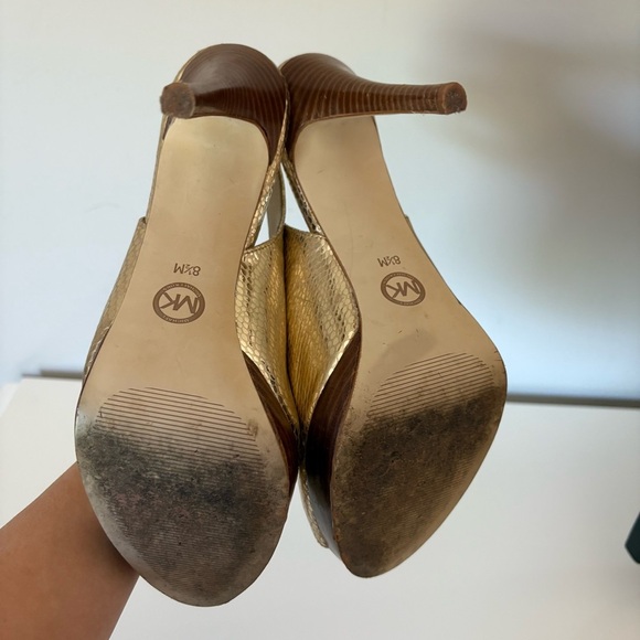 Michael Kors Women’s Gold Peep-Toe Slingback High Heels - Picture 6 of 6